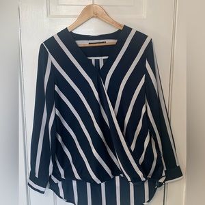 Tahari blouse. XL.